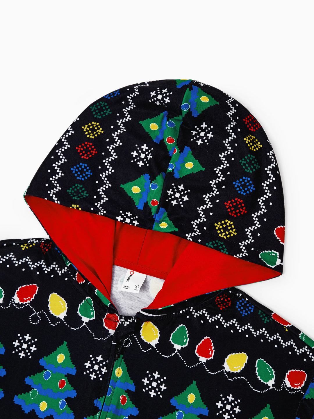 Conjunto de Pijamas de Natal para a Família com Estampado de Árvore de Natal e Meias de Natal Pretas