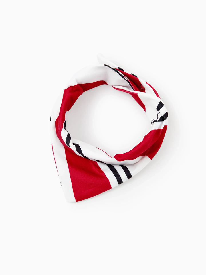 Conjunto de Pijamas Coincidentes para a Família com Estampa de Elfo e Meias de Natal em Preto