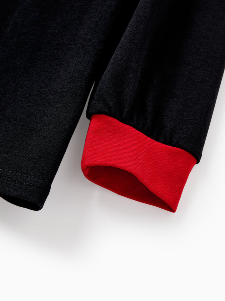 Conjunto de Pijamas Coincidentes para a Família com Estampa de Elfo e Meias de Natal em Preto