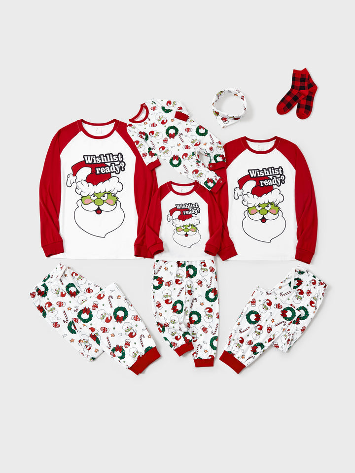 Conjunto de Pijamas em Coordenação para a Família com Tema do Grinch de Natal e Meias de Natal Vermelhas