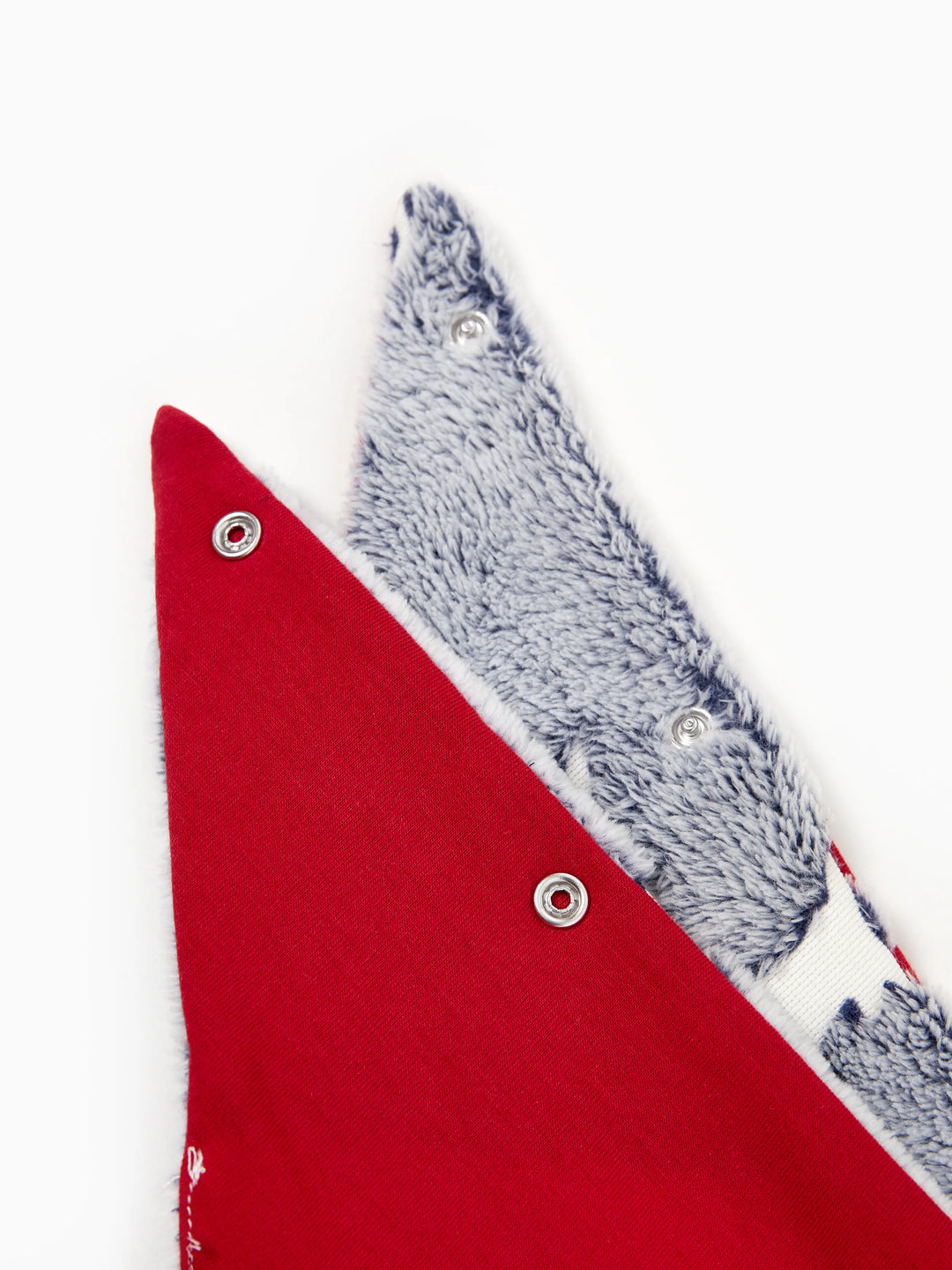 Conjunto de Pijamas em Família Combinados para o Natal com Estampado de Renas - Pijamas que Brilham no Escuro com Meias de Natal Brancas/Cinzentas