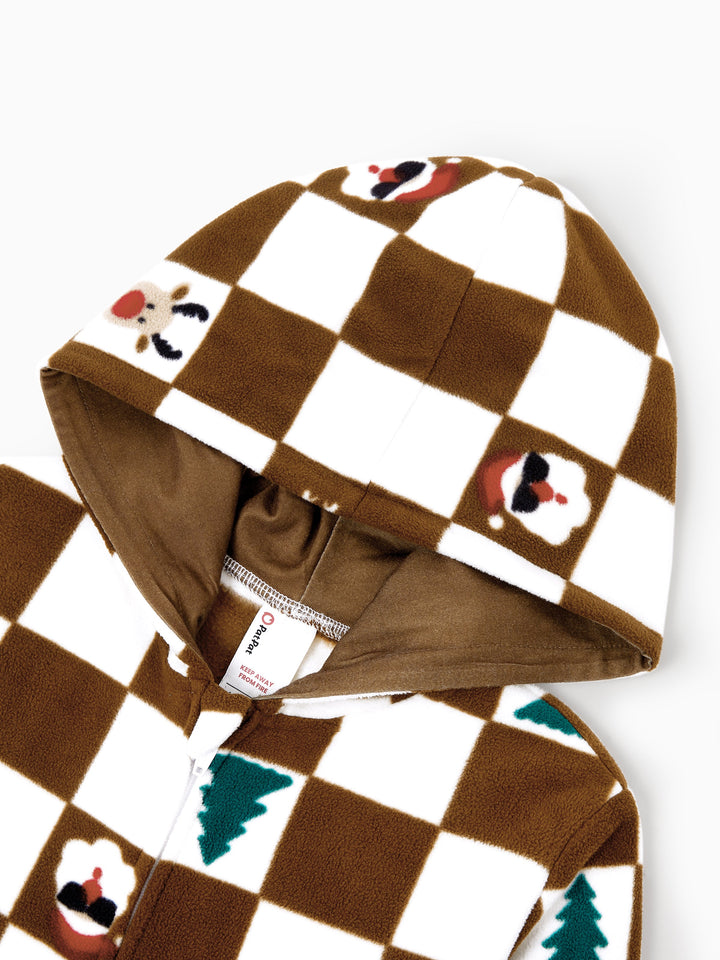 Conjunto de Pijamas de Fleece com Capuz Combinados para Família - Tema Natalino de Gengibre com Estampa Xadrez e Meias de Natal em Cores.