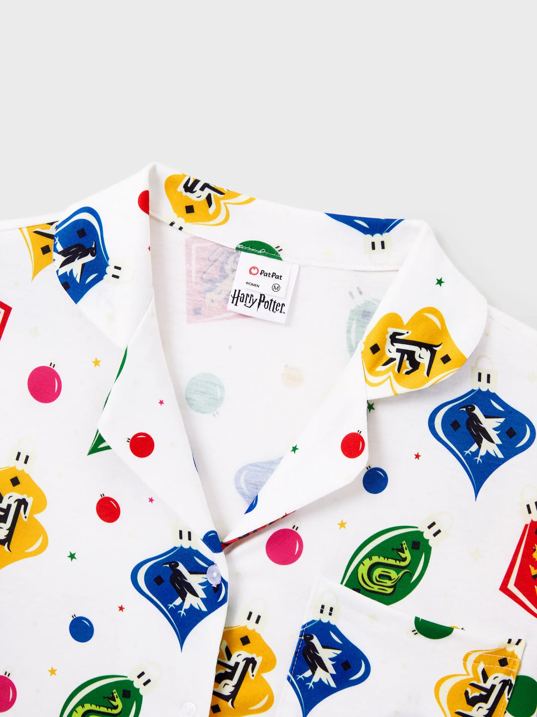 Conjunto de Pijamas de Natal para a Família com Camisetas de Harry Potter e Meias de Natal Brancas