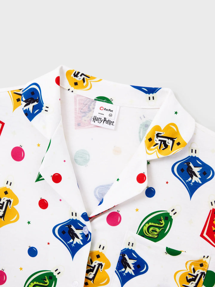 Conjunto de Pijamas de Natal para a Família com Camisetas de Harry Potter e Meias de Natal Brancas