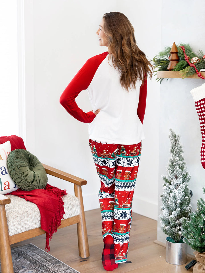Conjunto de Pijamas em Família Correspondentes para o Natal Estampado com Ginginhas, PJs de Manga Longa com Meias de Natal em Vermelho
