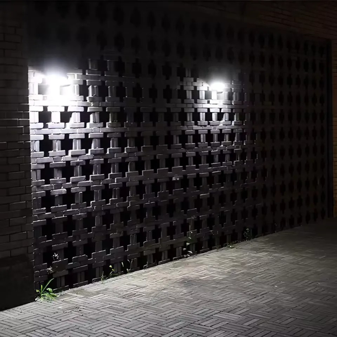 Luminária Solar de Jardim - Tazzi