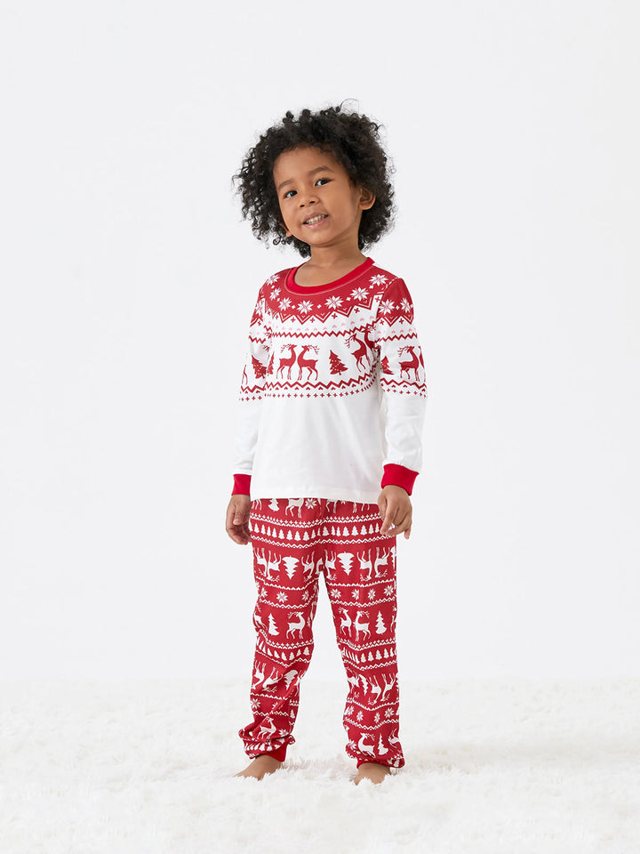 Conjuntos de Pijamas em Família com Estampa de Rena e Flocos de Neve para o Natal, Inclui Meias de Natal Vermelhas