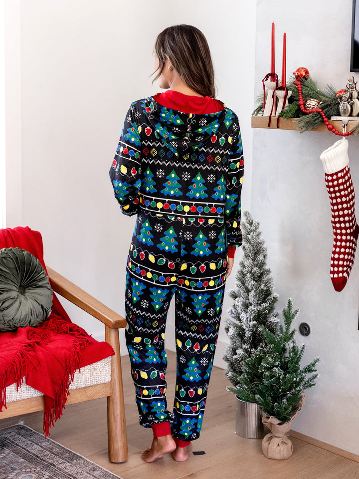 Conjunto de Pijamas de Natal para a Família com Estampado de Árvore de Natal e Meias de Natal Pretas