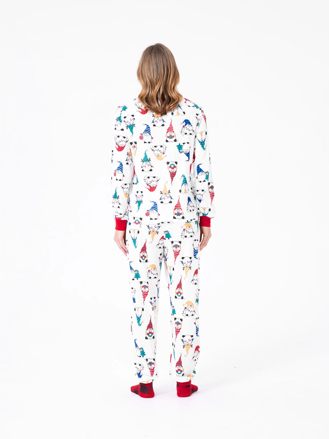 Conjunto de Pijamas de Natal em Família com Estampa de Gnomo Natalício e Meias de Natal Vermelhas