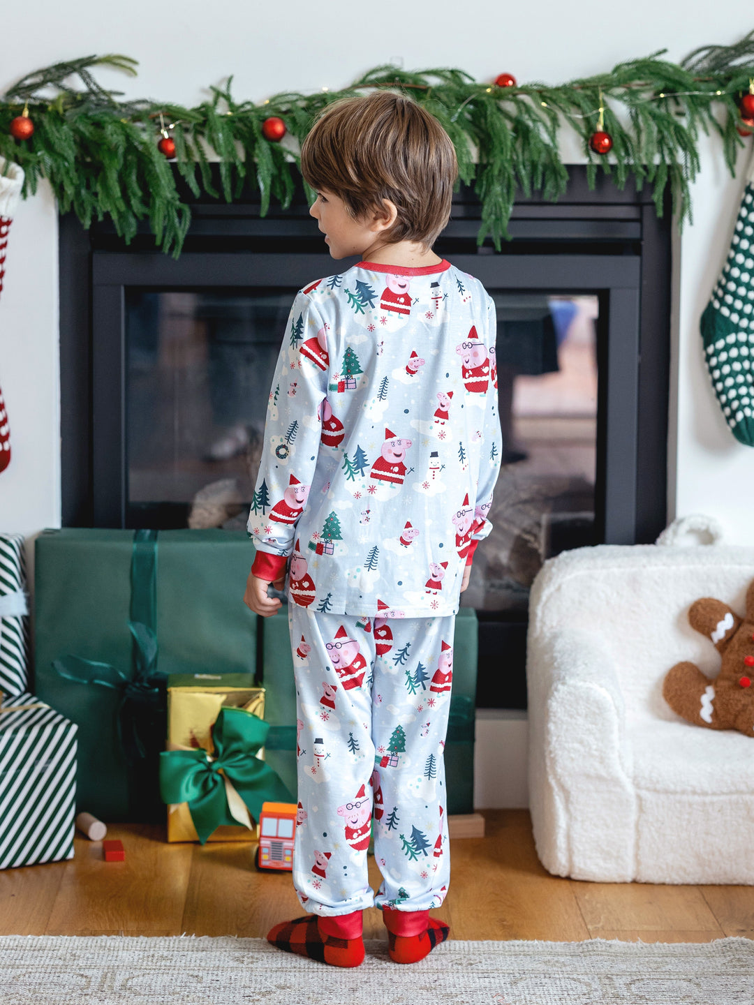 Conjunto de Pijamas de Natal da Peppa Pig para a Família em Branco, com Meias para Combinar