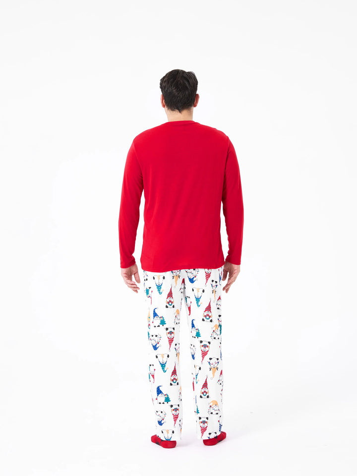 Conjunto de Pijamas de Natal em Família com Estampa de Gnomo Natalício e Meias de Natal Vermelhas