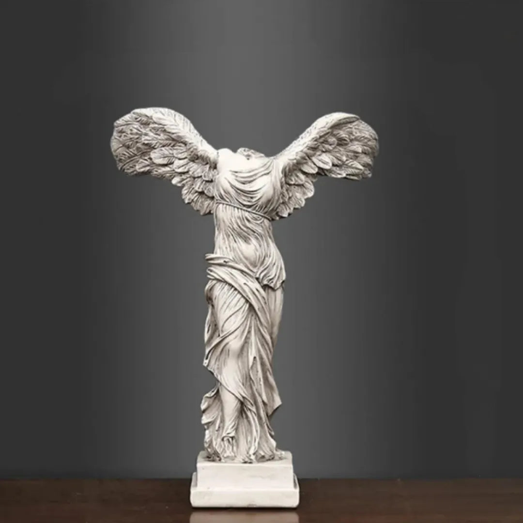 Escultura Nórdica Vitória Alada - Razu