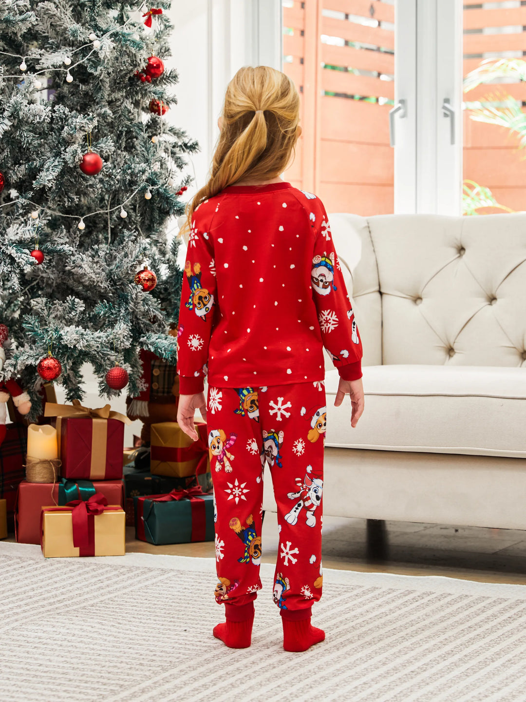 Conjunto de Pijamas de Natal em Família com Chase e Marshall da PAW Patrol, incluindo Meias de Natal.