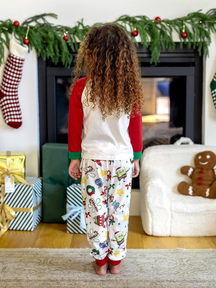 Conjuntos de Pijamas a Condizer da Família SpongeBob SquarePants com Estampado de Natal e Meias de Natal