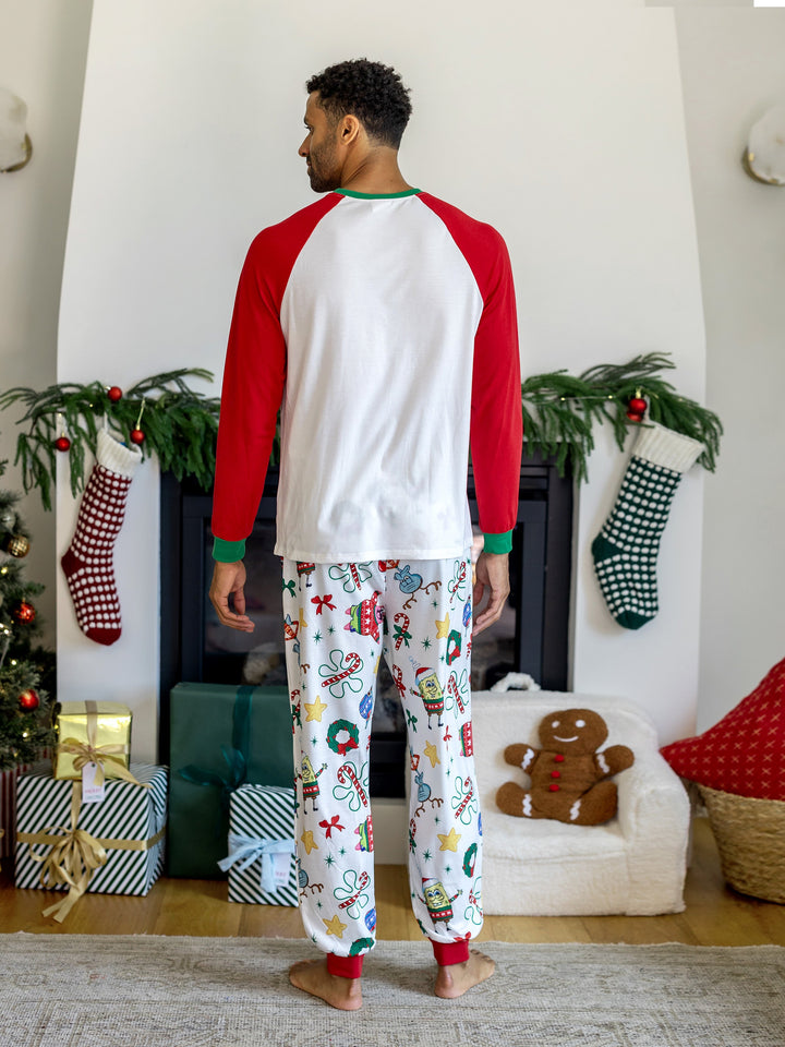 Conjuntos de Pijamas a Condizer da Família SpongeBob SquarePants com Estampado de Natal e Meias de Natal